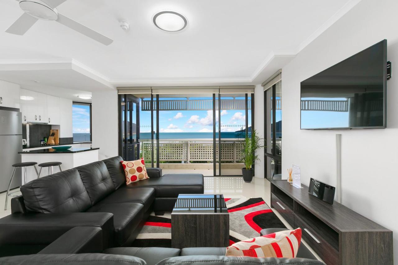 Cairns Luxury Seafront Apartment Exterior foto